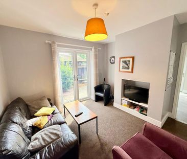 1 bedroom in a house share to rent - Photo 1