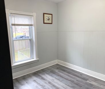 For Lease - 182 COOPER Street Unit# #1, Cambridge, Ontario - Photo 3