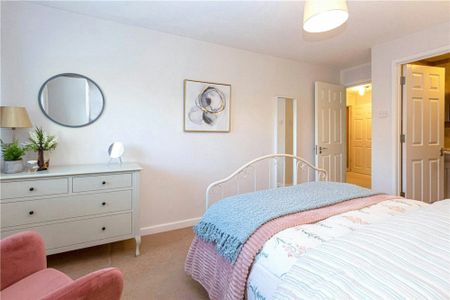 Hickling Way, Harpenden, Hertfordshire, AL5 4RP - Photo 5