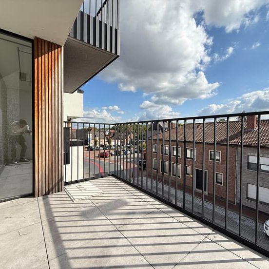 Appartement te huur - Photo 1