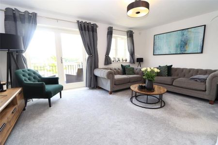 4 bedroom terraced house to rent - Photo 2