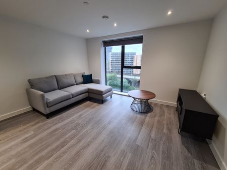 One Bedroom Apartment - Photo 2