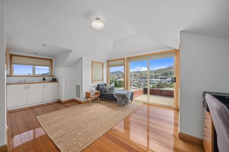 17 Shoobridge Street Glebe TAS 7000 Australia - Photo 4