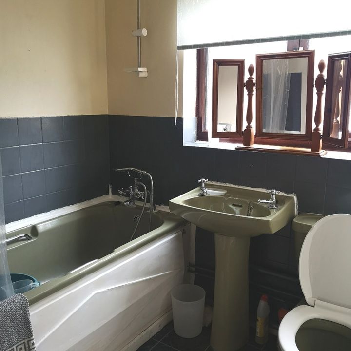 2 Bed End Terrace, Spring Grove Gardens, B18 - Photo 1