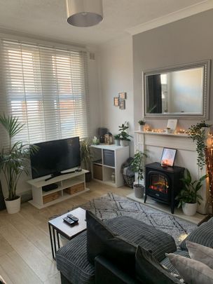 2 bedroom house to rent - Photo 1