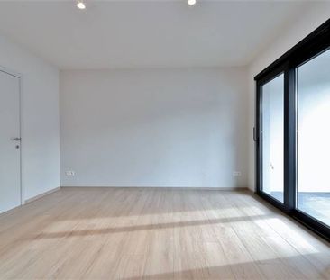 Appartement te huur - Photo 1