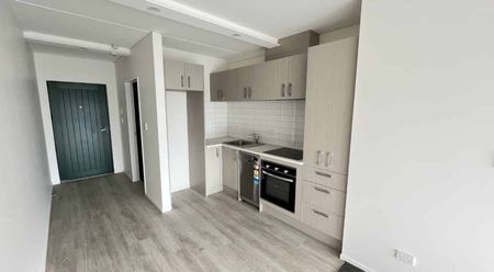 Easy Apartment Living - Photo 3