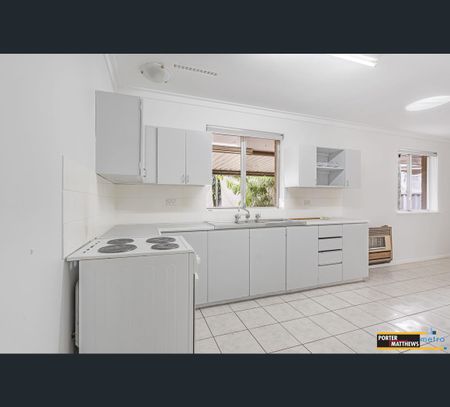28 Dorchester Road, Forrestfield, WA 6058 - Photo 3