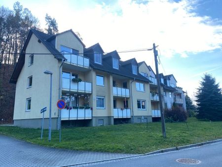 ländliche 3-Raumwohnung mit Balkon und Gäste-WC in Bernstadt! - Photo 3