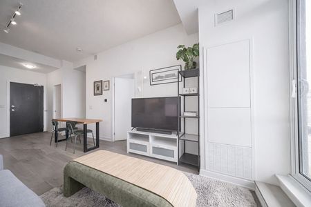 For Lease - 10 Honeycrisp Crescent Unit# 1206, Vaughan, Ontario - Photo 3