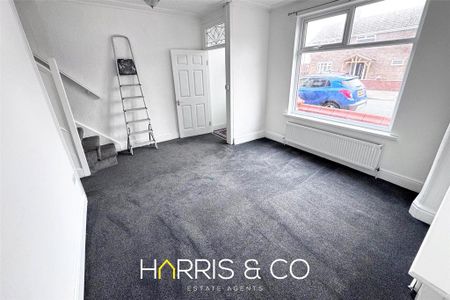 3 bedroom terraced house to rent - Photo 2