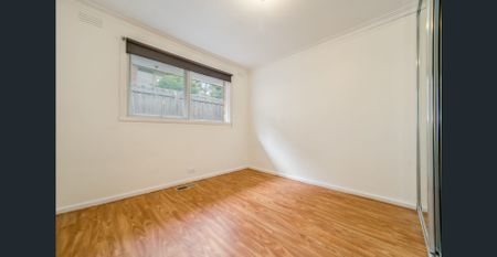 Perfectly Positioned Three Bedroom Home - Photo 3