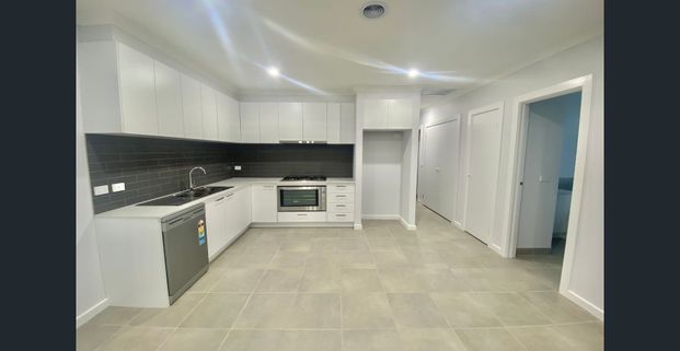 Charming Family Home in Serene Bonnie Brook Location - Photo 1