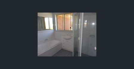 Lovely 2 bedroom gem! - Photo 2