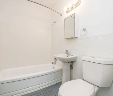 27-31 Paxtonia — 1 Bedroom - unit 209 - Photo 5