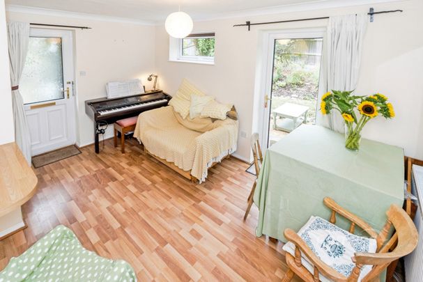 1 bedroom house to rent - Photo 1