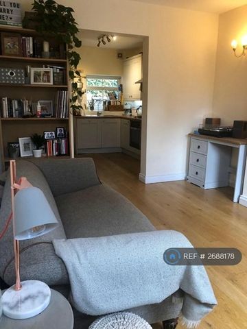 2 bedroom terraced house to rent - Photo 3