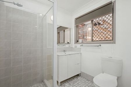 105 Allison Drive, Kallangur - Photo 3