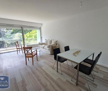Location Appartement 2 pièces 62m² ROUBAIX 59100 - Photo 2