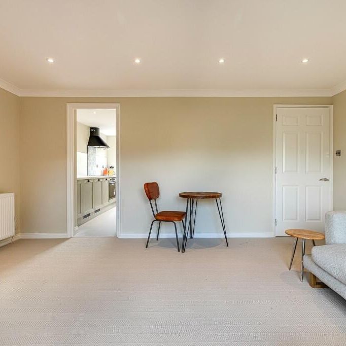 2 Bed Flat, Riverview Place, G5 - Photo 1