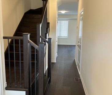 For Lease - 39 Mia Drive, Hamilton, Ontario - Photo 2