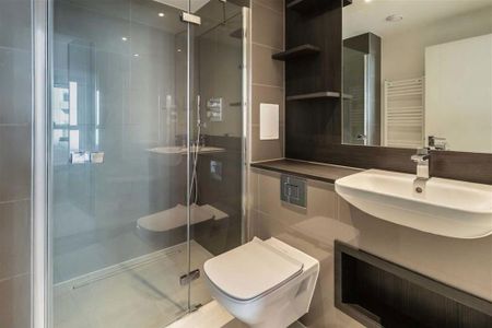 3 bedroom flat to rent - Photo 4