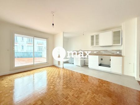 Location Appartement PARIS - - Photo 2