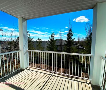 NEWLY RENOVATED 2 BED 2 BATH 3RD FLOOR APARTMENT W/AN UNDERGROUND P... - Photo 6
