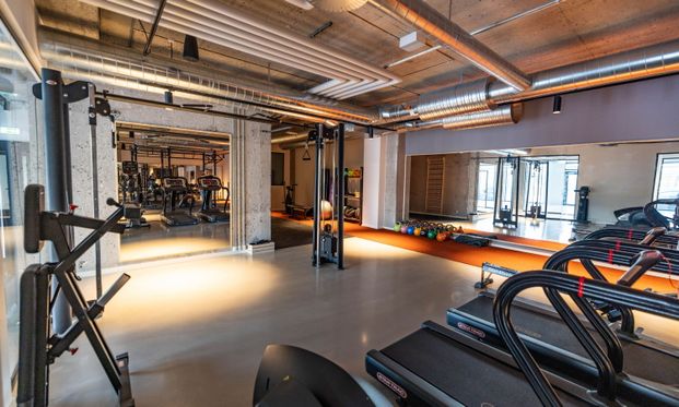 UNIKKE & RÅ STUDIOS PÅ AMAGERBRO MED FITNESS, TAGTERRASSE OG MEGET MERE! - Foto 1