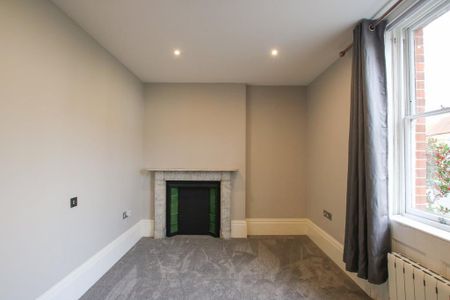 1 bedroom ground floor flat to rent - Photo 3