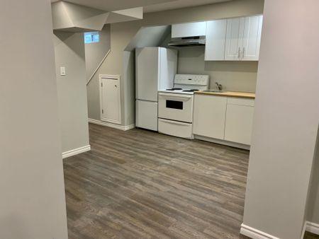 For Lease - 85 Watt Street, Guelph, Ontario - Photo 4