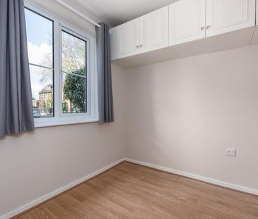 2 bedroom property to rent - Photo 1