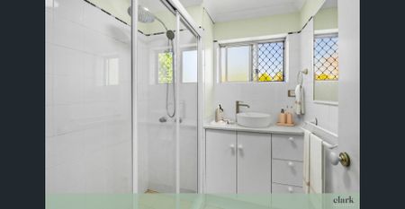 Light, Modern & Positioned for Absolute Convenience - Photo 5