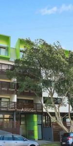 MGM MARTIN – ONE BEDROOM APARTMENT - Photo 4