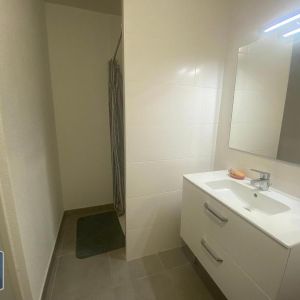 Location Appartement 2 pièces 38m² SETE 34200 - Photo 2