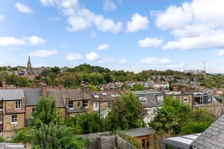 5 Bedroom House To Let - Photo 4