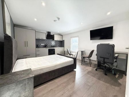 Studio to rent - Photo 3