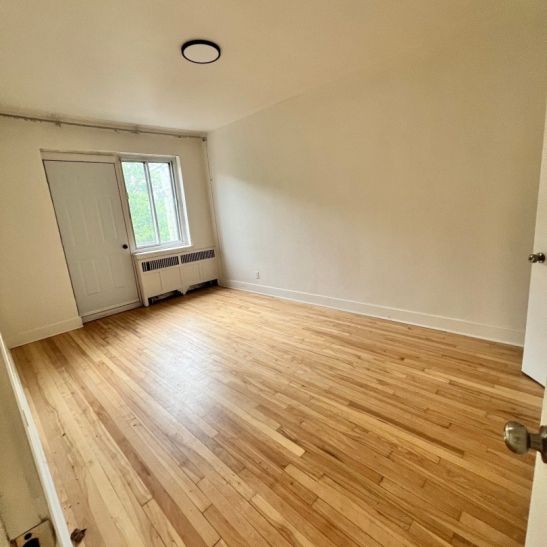 Appartement à louer - Montréal (Côte-des-Neiges/Notre-Dame-de-Grâce) (Côte-des-Neiges) Appartement à louer - Montréal (Côte-des-Neiges/Notre-Dame-de-Grâce) (Côte-des-Neiges) - Photo 1