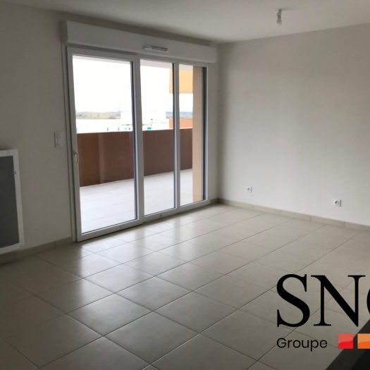 T3 AVEC TERRASSE ET PARKING - Photo 1