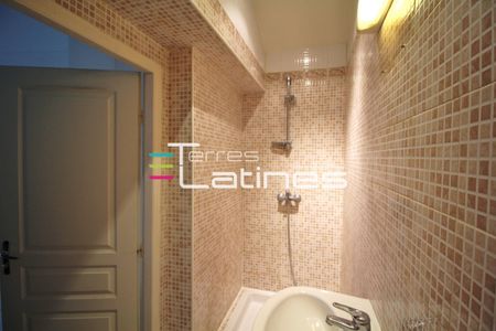 Appartement 1 pièce, 21m² en location à Nimes - 356 € par mois * - Photo 5