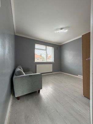 2 Bed Flat, Butterfields, E17 - Photo 1