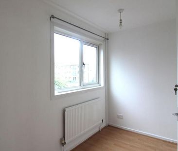 4 bedroom terraced house to rent - Photo 5