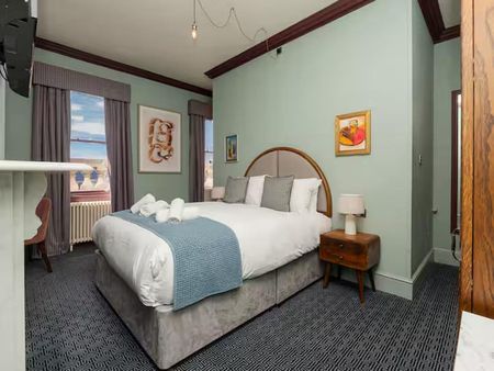 Milsom Street - Photo 2