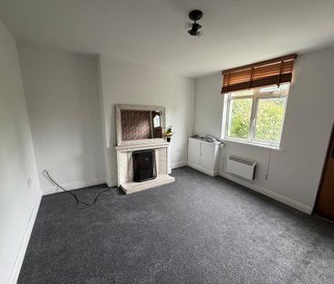 2 bedroom end of terrace house to rent - Photo 1