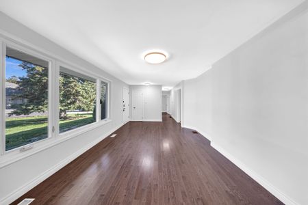 For Lease - 18 Windridge Drive Unit# Main, Markham, Ontario - Photo 4