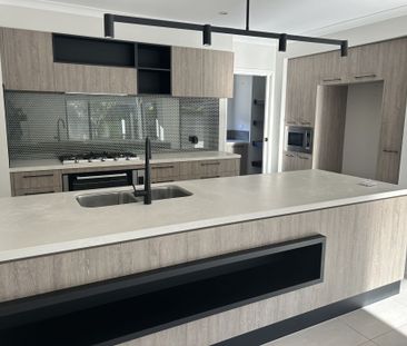 10 Woodbridge Street - Photo 4