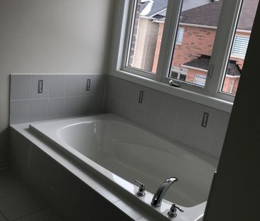 For Lease - 14 Peony Street Unit# Upper, Brampton, Ontario - Photo 5