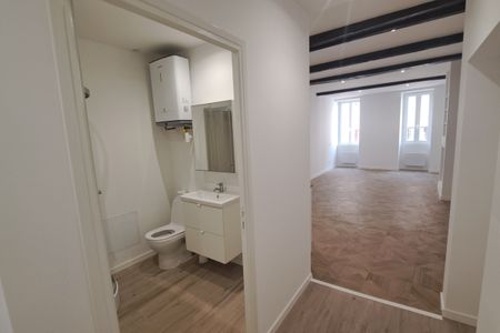 Le Vigan, studio 3ème étage d'environ 37m2 - Photo 4