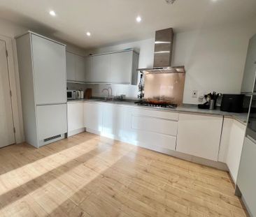 2 bedroom apartment to rent - Photo 5