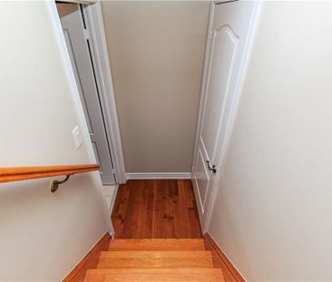 For Lease - 1256 Jezero Crescent, Oakville, Ontario - Photo 1